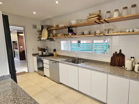 Casa en Alquiler Temporal en Costa Esmeralda, USD 350