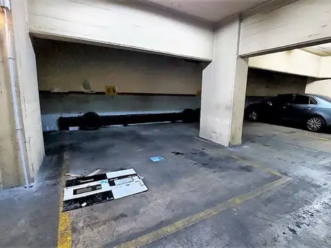 COCHERA EN VENTA EN ZONA TRIBUNALES