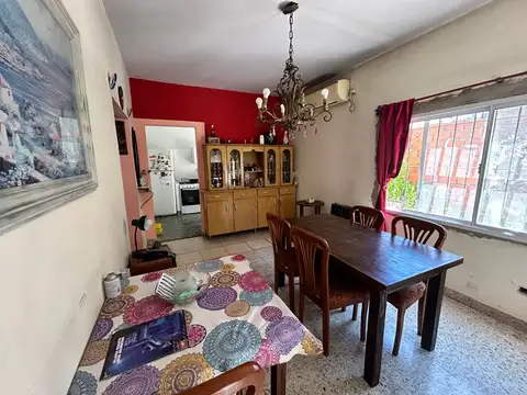Depto Tipo Casa 3 ambientes con 1 baño