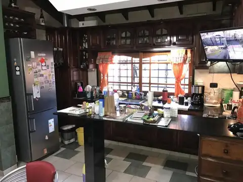 Casa en Alquiler en Ituzaingo, USD 1.500