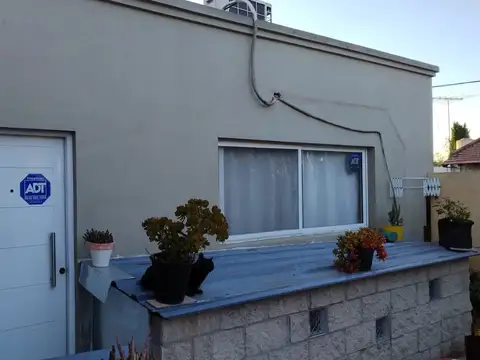 EN VENTA EN EL PALOMAR DEPARTAMENTO DE 1 AMBIENTE TIPO CASA - FICHA 10209