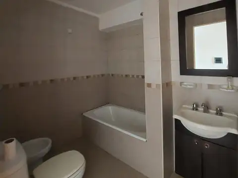 Monoambiente en alquiler, moderno, balcón, barrio Martin.