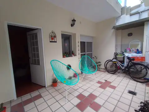 Depto Tipo Casa en Venta en Barrio Parque., USD 72.000