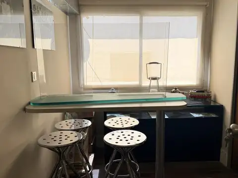 Oficina en Venta 65 años