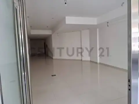 PARAGUAY 3000, Piso 0