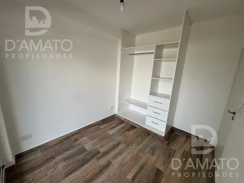 Departamento en Monte Castro