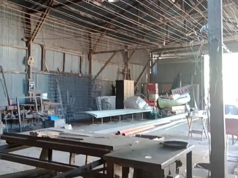 Galpon en Venta en Guadalupe Oeste, USD 375.000