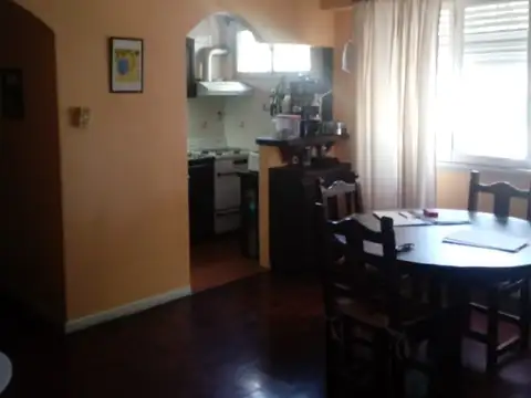 Departamento 4 ambientes con 1 baño