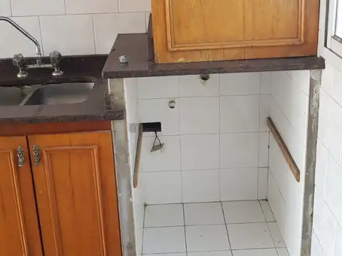Departamento 3 ambientes con 1 baño