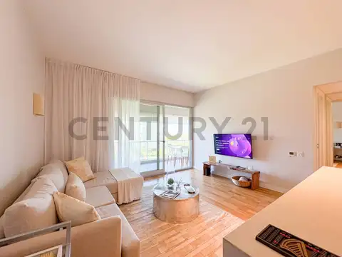 Avenida del Golf 600, Piso 0