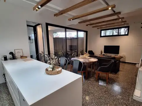 Depto Tipo Casa en Venta en Centro, USD 79.000