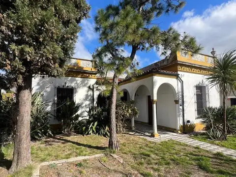 Casa 5 ambientes con 2 baños