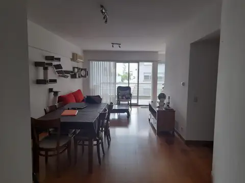 Comandante Rosales al 2600