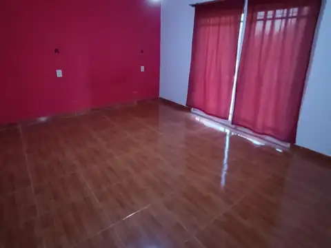 Casa 4 Ambientes con Parque en  Venta Merlo Pontevedra