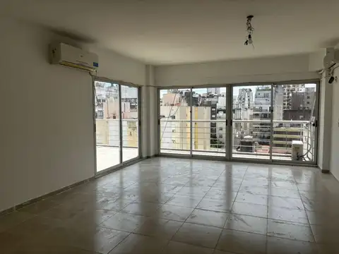 Alquiler Monoambiente Divisible con Terraza – Recoleta