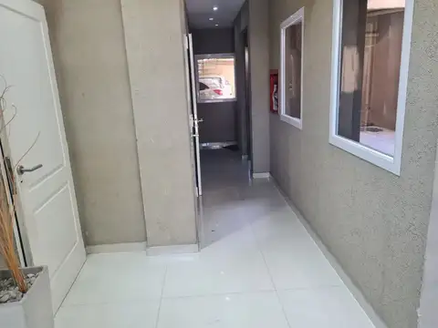 Departamento en Alquiler en Lanus Este, $ 520.000