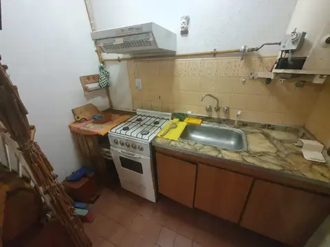 Departamento 2 ambientes sobre avenida! (120453)