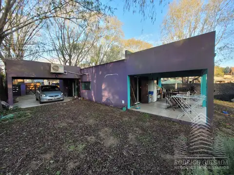 Casa 3 ambientes con 2 baños