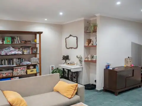 Casa en Venta en Villa Sarmiento, USD 195.000