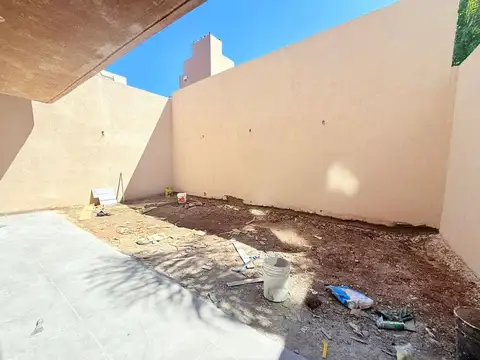 Depto Tipo Casa en Venta de 2 dormitorios