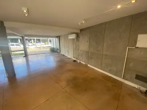 Local en Alquiler 8 años