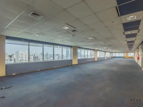 PISO ENTERO DE OFICINAS EN CATALINAS, RETIRO. LAMINAR PLAZA