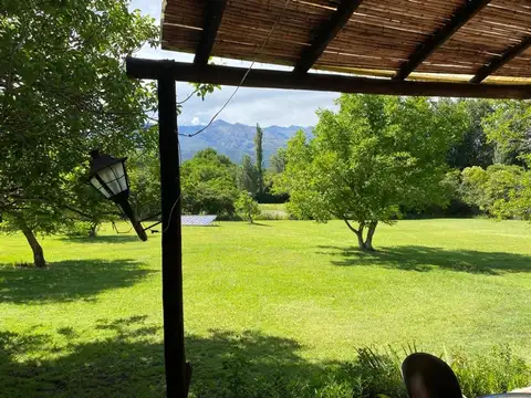 Casa 2 ambientes con 1 baño