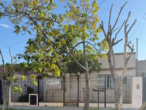 Ph - Venta - Argentina, General San Martín - 25 de mayo 5900