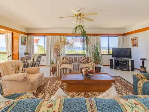 Casa en Venta de 5 dormitorios