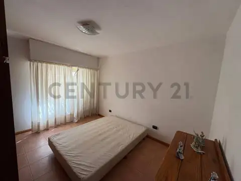 Suipacha 4000, Piso 0