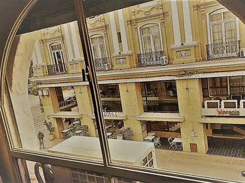 Oficina en Venta 50 años