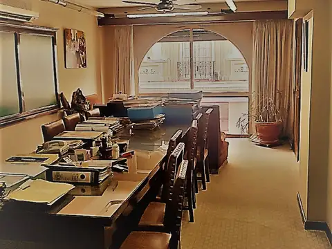 Oficina 4 ambientes con 1 baño