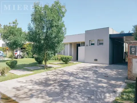 Casa en venta en una planta - La Comarca Bancalari