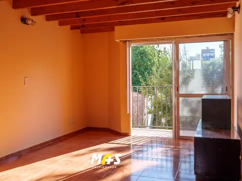 Concordia 2400, Piso 1