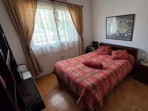 Depto Tipo Casa en Venta en Adrogue, USD 159.900