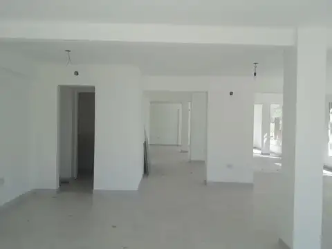 Local en Venta Via Pública