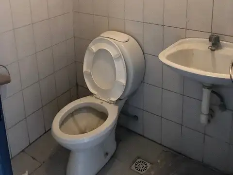 Domingo F Sarmiento 1100, Piso 1