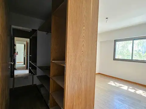 Departamento 4 ambientes con 3 baños