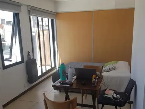 Departamento en Venta en Parque Chacabuco, USD 130.000