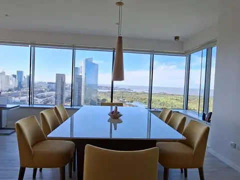 Departamento en Venta con 3 cocheras