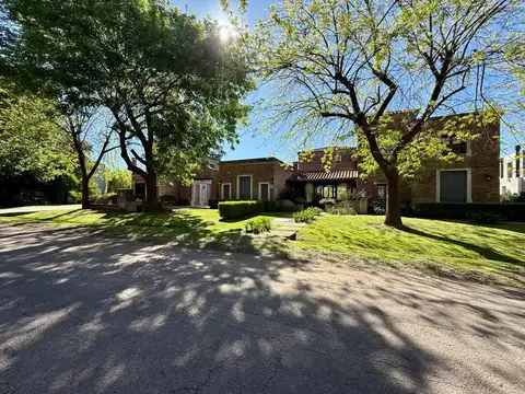 Club De Campo San Francisco - Manzanares - Pilar