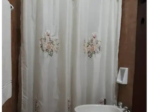 Casa en Venta en Lomas de Zamora, USD 74.999