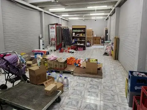 LOCAL COMERCIAL SOBRE AV. SAN MARTIN - GODOY CRUZ