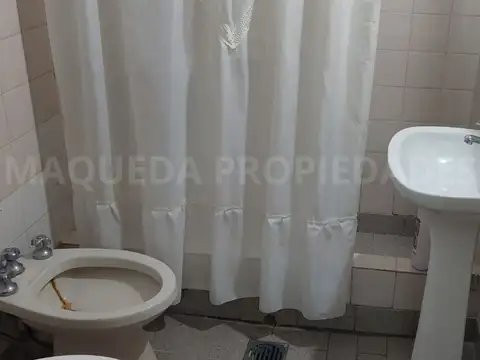 Depto Tipo Casa en Alquiler de 3 ambientes