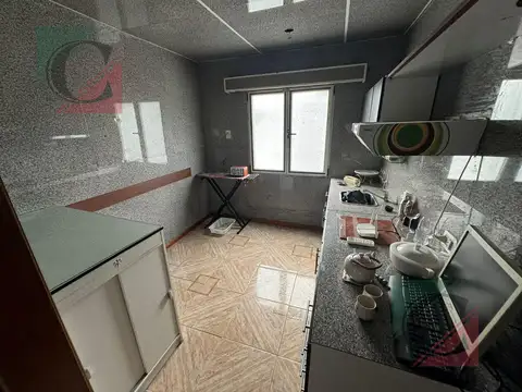 PH 5 ambientes en dos plantas en Remedios De Escalada