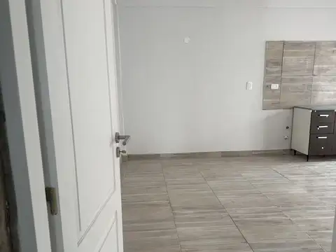 Moreno 5000, Piso PB