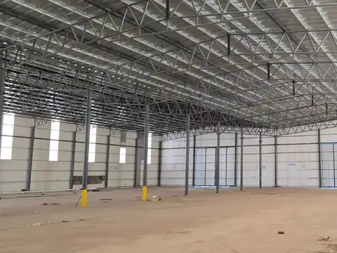 Galpon en Alquiler 20  mts Frente