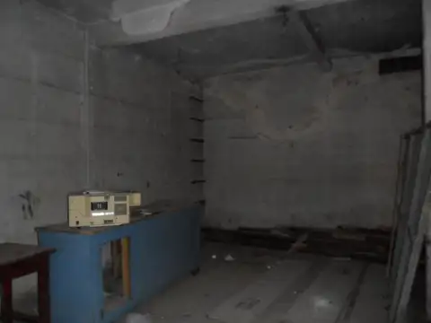 GalpÃ³n - Alquiler - Argentina, LANÚS - LLAVALLOL 100