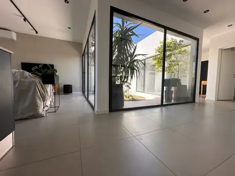 Casa en Venta en Pilar Del Este, USD 200.000