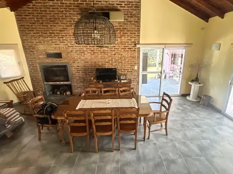 ESPECTACULAR CASA  4 AMBIENTES EN DOS PLANTAS - BARRIO CERRADO LAS FUENTES CLUB ESTEBAN ECHEVERRIA